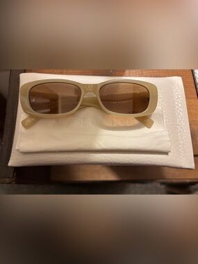 Le Specs - Unreal! Sunglasses